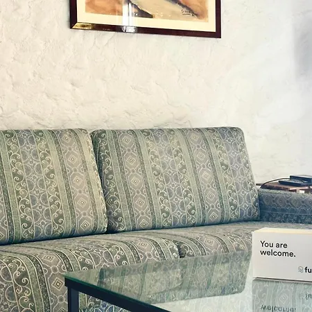 Con Giardino E Posto Auto A - N183 Διαμέρισμα