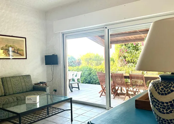 Διαμέρισμα Con Giardino E Posto Auto A - N183 *